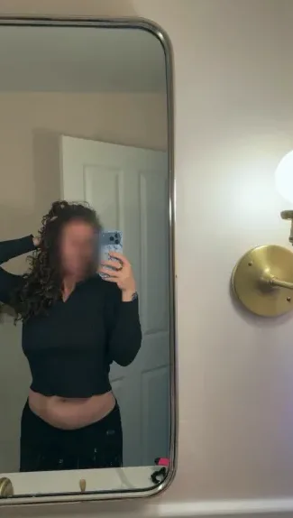 Pauline, 37