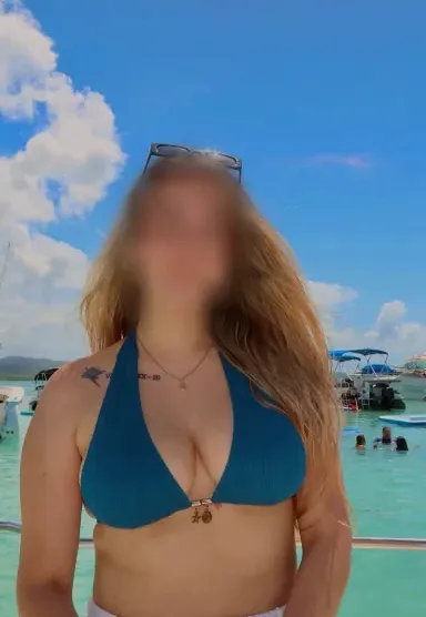 Simone, 21