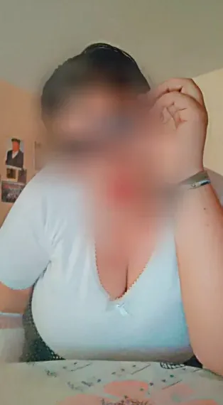 Sina, 35