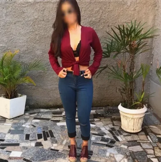 Tanja, 34