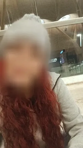 Viktoria, 29